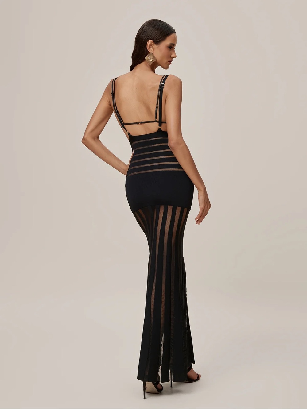 Onaona Plunge Neck Dress NWOT - Picture 3 of 3